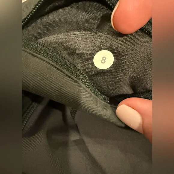 Lululemon Legging - Picture 6 of 6